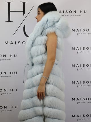 Grace, smanicato in pelliccia di volpe Maison Hu colore celeste — immagine 4