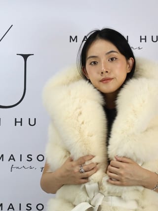 Grace, smanicato in pelliccia di volpe Maison Hu colore panna — immagine 19