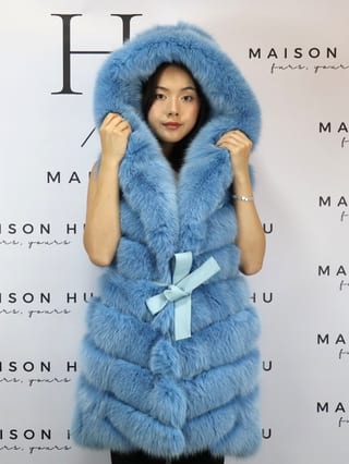 Kate con ganci, smanicato in pelliccia di volpe Maison Hu colore azzurro — immagine 10