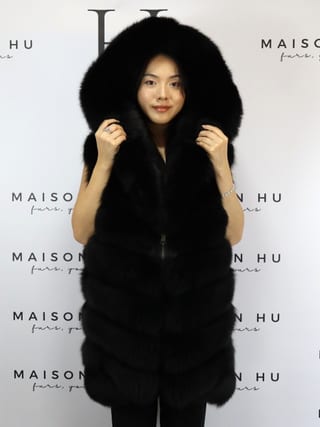 Kate con cerniera, smanicato in pelliccia di volpe Maison Hu colore nero — immagine 5