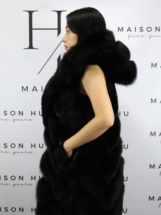 Lily con cerniera, smanicato in pelliccia di volpe Maison Hu colore nero — immagine 12