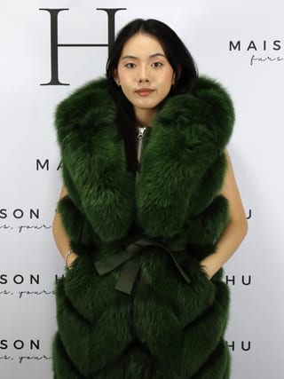 Lily con cerniera, smanicato in pelliccia di volpe Maison Hu colore verde oliva — immagine 4
