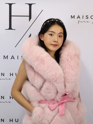 Lily con ganci, smanicato in pelliccia di volpe Maison Hu colore rosa — immagine 7