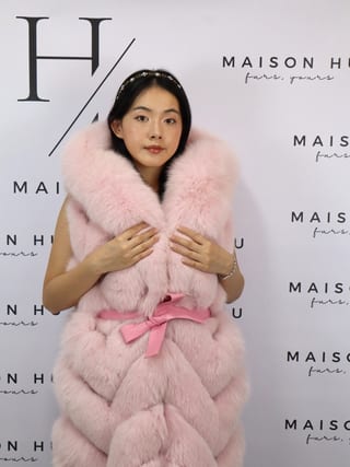 Lily con ganci, smanicato in pelliccia di volpe Maison Hu colore rosa — immagine 13