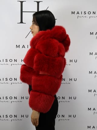 Lucy, giacca in pelliccia di volpe Maison Hu colore rosso — immagine 19
