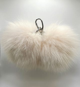 Pom-Pom, accessorio in pelliccia di volpe Maison Hu colore panna — immagine 14
